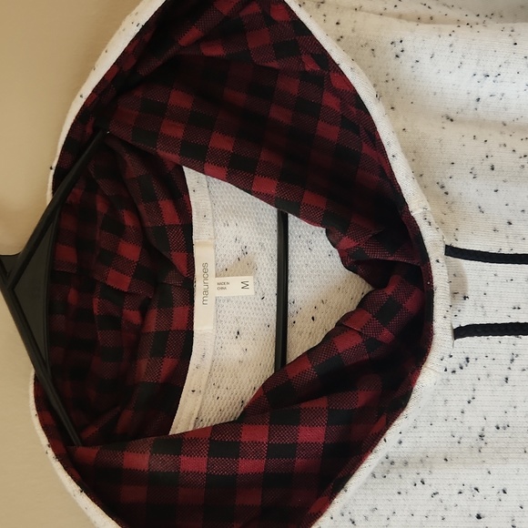 Maurices crowl neck hoodie - Picture 2 of 4